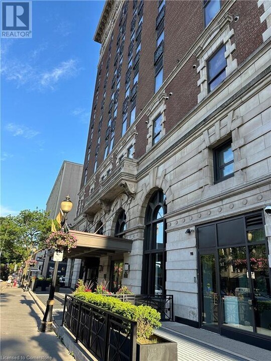 112 King St E in Hamilton, ON - Building Photo