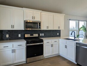 401 Irish Ln in Yukon, OK - Building Photo - Building Photo