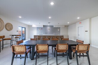 The View at Long Branch in Long Branch, NJ - Foto de edificio - Building Photo