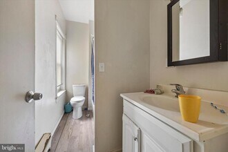 13 E 21st St in Chester, PA - Building Photo - Building Photo