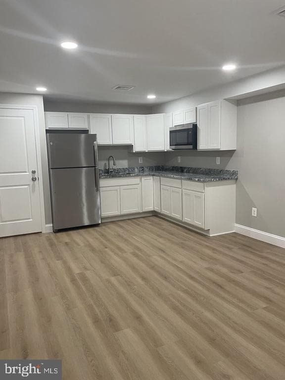 400 Granville Dr in Riva, MD - Building Photo - Building Photo