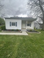 338 Glensharon Rd in Cincinnati, OH - Building Photo