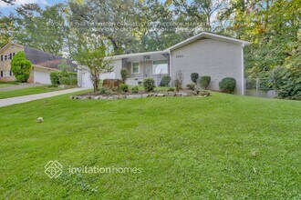 2330 Troy Cove Rd in Decatur, GA - Building Photo - Building Photo