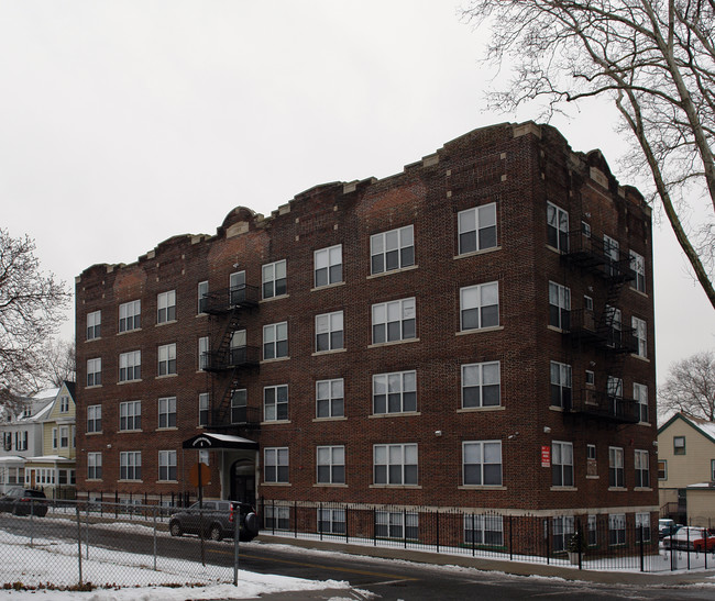 Stockton Apartments in East Orange, NJ - Building Photo - Building Photo