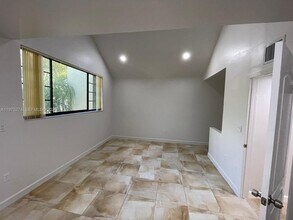 13037 SW 88th Ln in Miami, FL - Building Photo - Building Photo