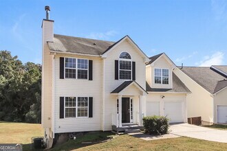 310 Blue Sail Ln in College Park, GA - Building Photo - Building Photo