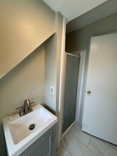 360 Grove St in Newark, NJ - Building Photo - Building Photo