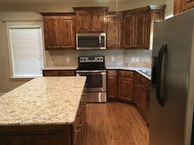 13122 County Rd 4110 in Lindale, TX - Building Photo