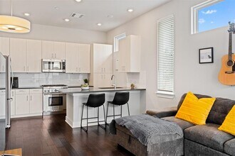 1306 West Ave in Austin, TX - Building Photo - Building Photo