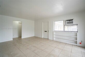 1812 NE 20th Ave in Fort Lauderdale, FL - Building Photo - Building Photo