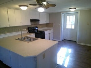 779 Ridge Crest Dr in Pope, MS - Building Photo - Building Photo