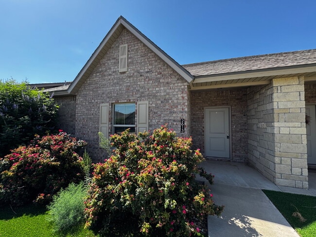 property at 2613 135th St