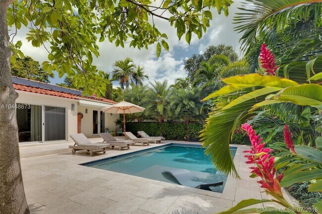 440 NE 53rd St in Miami, FL - Building Photo - Building Photo