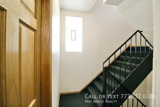 1645 N Clybourn Ave in Chicago, IL - Building Photo - Building Photo