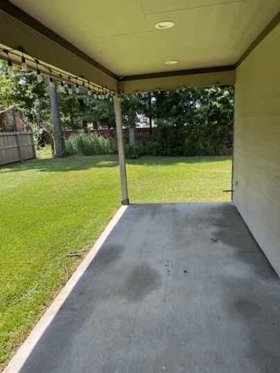 property at 611 Foxmeadow Ln