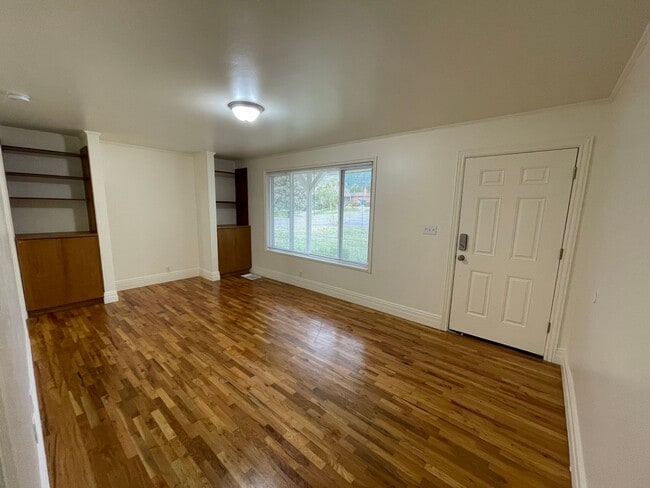 7636 Steffensen Dr