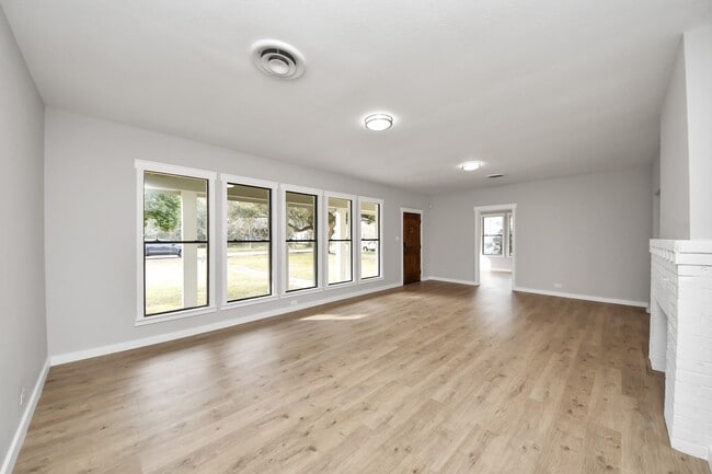 property at 1507 Brooks Ave