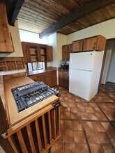 1100 Ainalako Rd in Hilo, HI - Building Photo - Building Photo