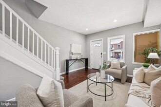 3800 Old York Rd in Baltimore, MD - Building Photo - Building Photo