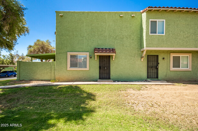 10227 N 7th Pl in Phoenix, AZ - Building Photo - Building Photo