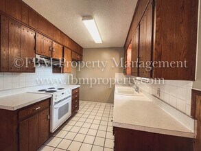 105 Hillside Dr in Alvarado, TX - Building Photo - Building Photo