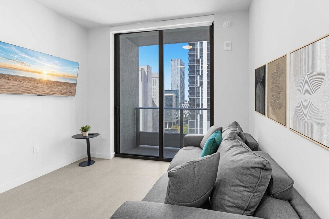 501 NE 1st Ave, Unit SI ID1505758P in Miami, FL - Foto de edificio