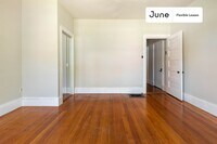 789 Columbia Rd photo'