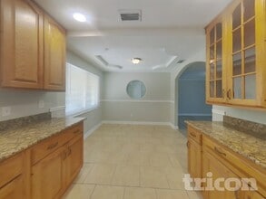 268 Plumosa Dr, Unit 428 in Largo, FL - Building Photo - Building Photo