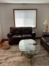 166 Old Brookfield Rd, Unit 21 in Danbury, CT - Building Photo - Building Photo