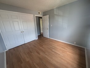 14 N Ritchie Ave in Ravenswood, WV - Building Photo - Building Photo