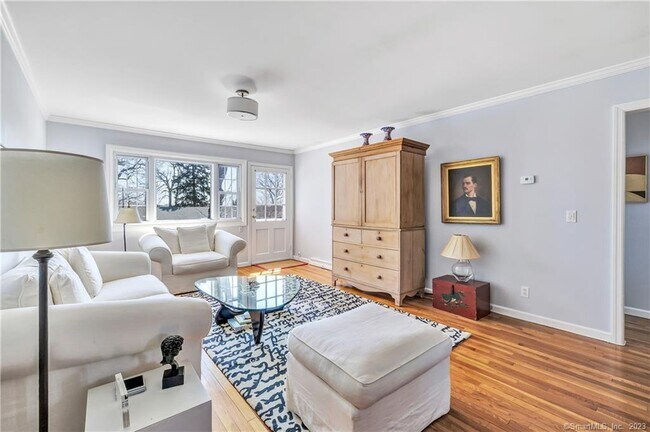 245 Unquowa Rd in Fairfield, CT - Building Photo - Building Photo