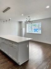 61 Chestnut St in Lodi, NJ - Foto de edificio - Building Photo