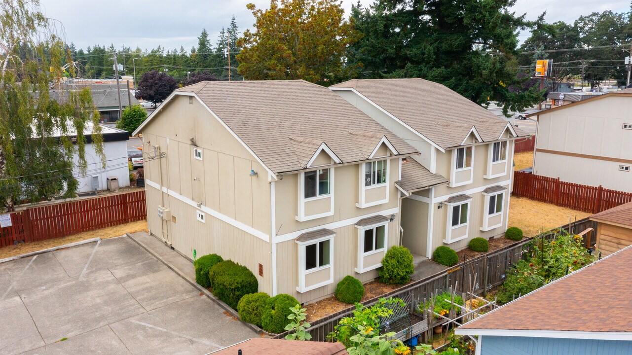 5607 76th St W, Unit 1 in Tacoma, WA - Foto de edificio