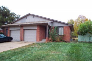 7011 W O'Neil St in Wichita, KS - Building Photo