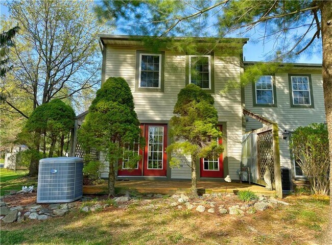 116 Commonwealth Dr in Bethlehem, PA - Building Photo - Building Photo