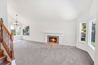 28012 Florence Ln in Santa Clarita, CA - Building Photo - Building Photo