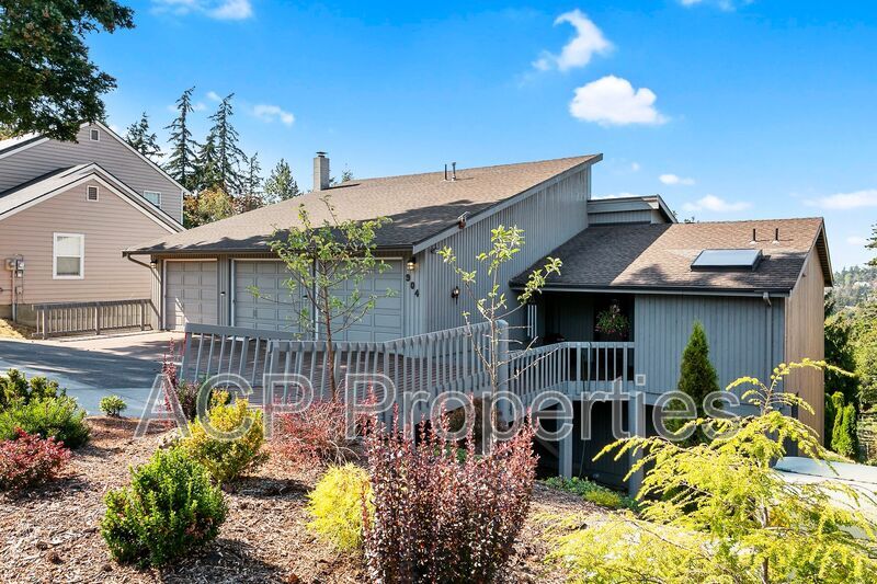 904 36th St in Bellingham, WA - Building Photo