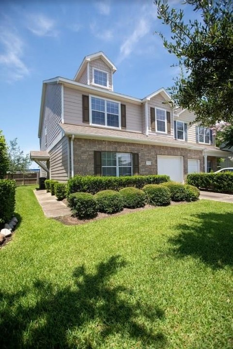 14514 Durham Chase Ln in Houston, TX - Building Photo