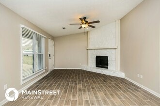 2066 Marshes Glenn Dr in Norcross, GA - Building Photo - Building Photo