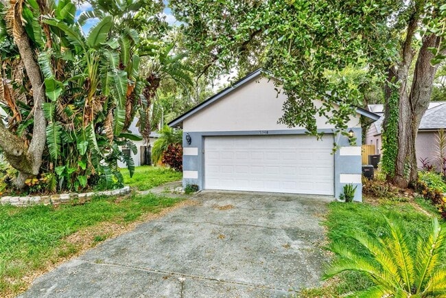 5340 Old Oak Tree Dr in Orlando, FL - Building Photo - Building Photo