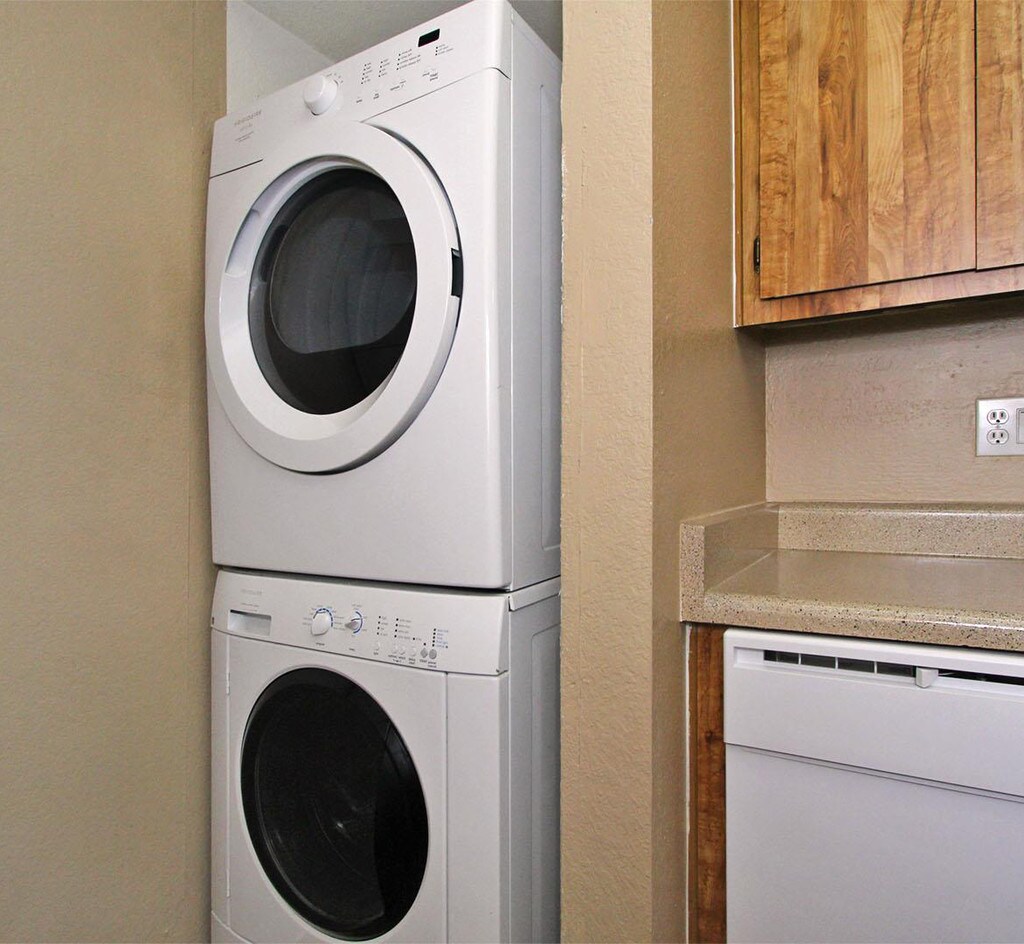 Scottsdale Place Apartments Scottsdale, AZ Apartments