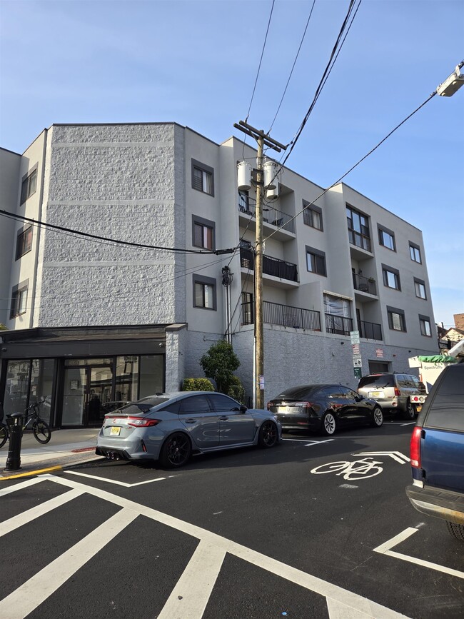 property at 200 43rd St