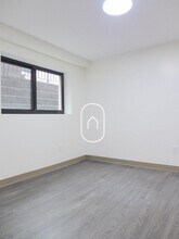 37 Calumet St, Unit 1 in Boston, MA - Foto de edificio - Building Photo