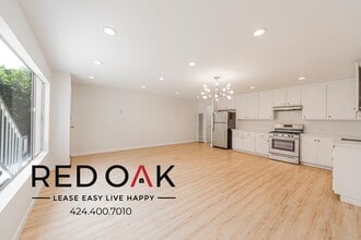 4815 St Charles Pl, Unit 2 in Los Angeles, CA - Building Photo - Building Photo