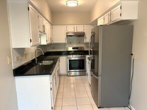 1227 S Parkside Dr in Palatine, IL - Building Photo - Building Photo