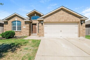 3400 Spruce St in Royse City, TX - Building Photo