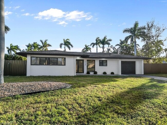 112 Bayshore Dr in Cape Coral, FL - Building Photo - Building Photo