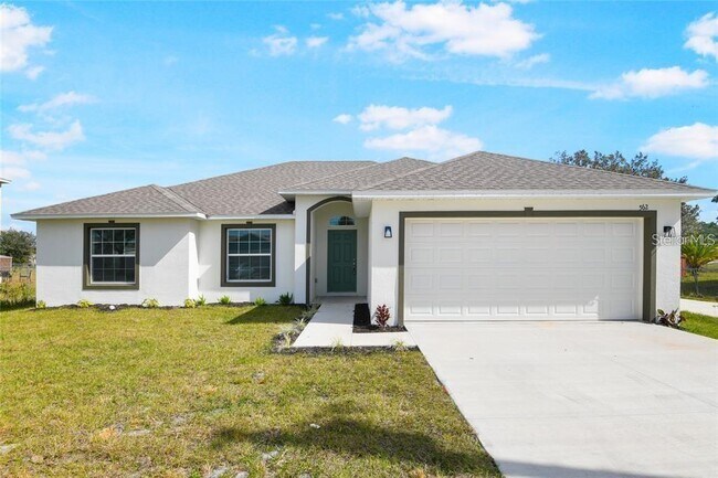 property at 562 Maricopa Dr