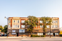 5836 W Madison St in Chicago, IL - Building Photo - Building Photo