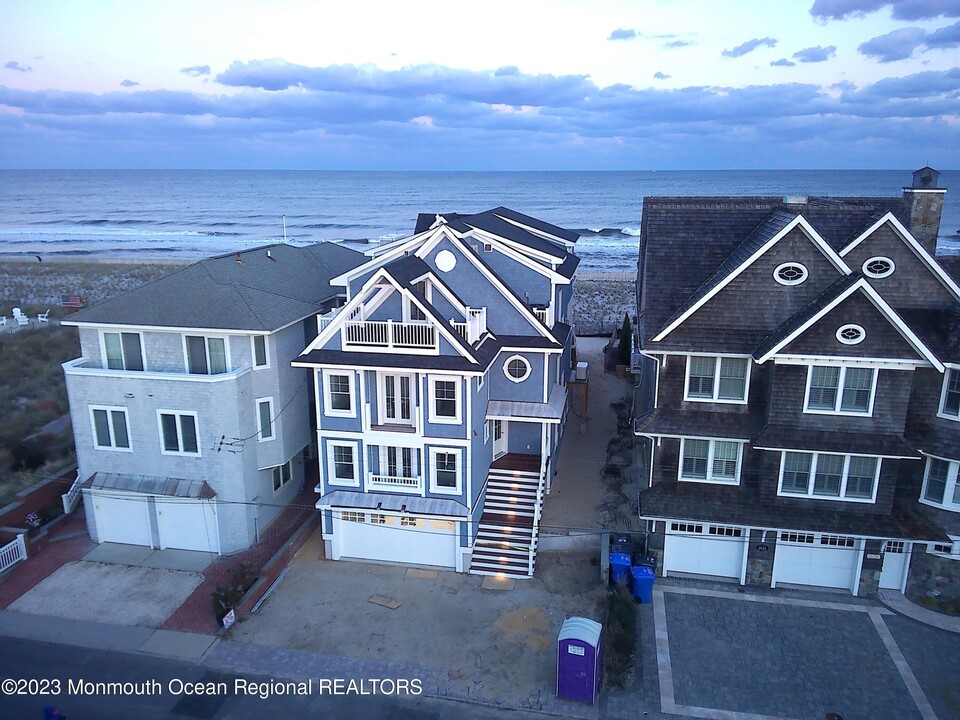 3632 Ocean Terrace in Toms River, NJ - Foto de edificio